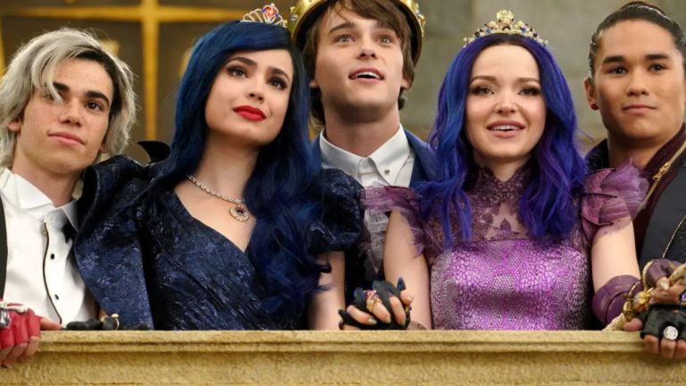 ‘Descendants 5’ Officially Greenlit: Kylie Cantrall & Malia Baker Return, New Stars Join the Cast!