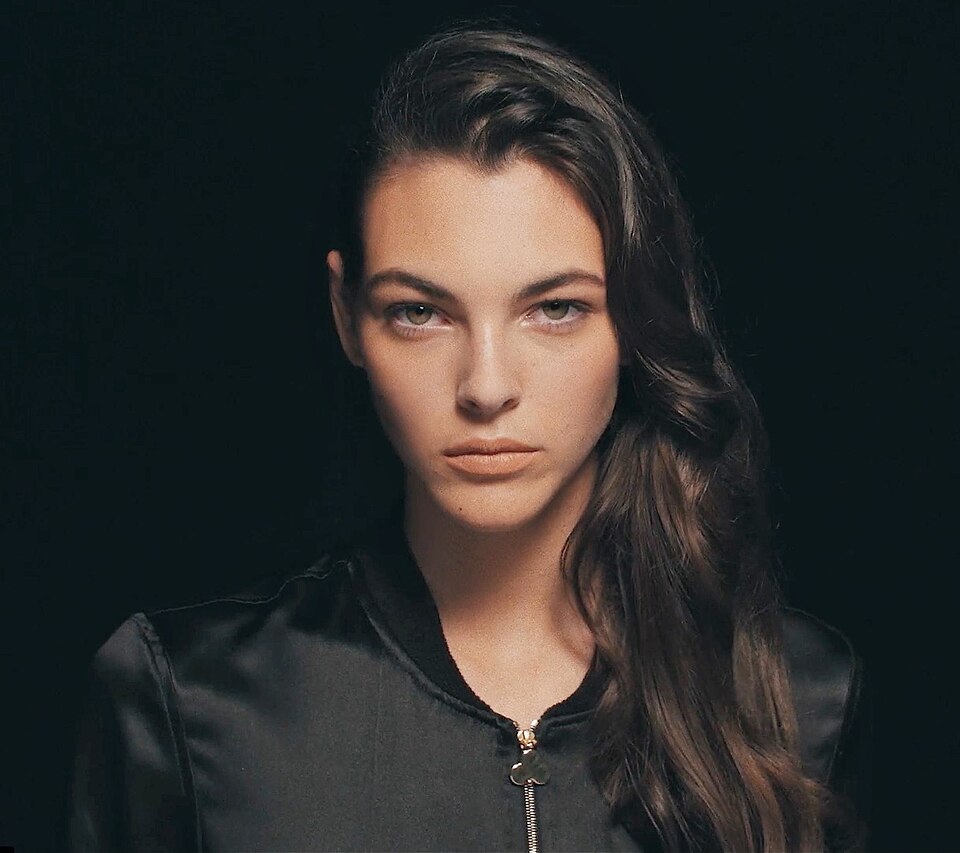 Vittoria Ceretti Turns Heads While Carrying The Flag At The 2026 Winter Vittoria Ceretti Turns Heads While Carrying The Flag At The 2026 Winter